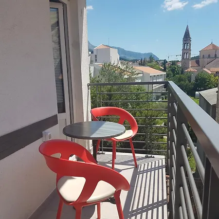 Palladium Ii Center * Makarska