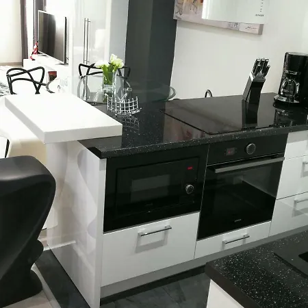 公寓 Palladium Ii Center