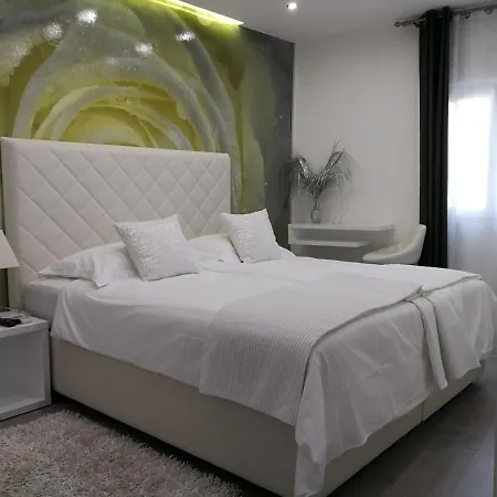 Palladium Ii Center Apartment *