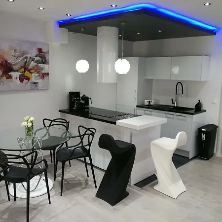 Apartment Palladium Ii Center