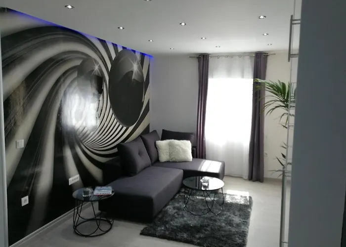 Palladium Ii Center *